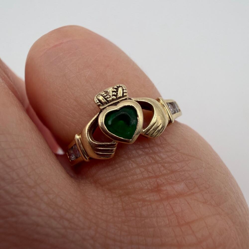 Solvar 9K Yellow Gold Synthetic Emerald CZ Irish Claddagh Ring Size 5 Dublin 375
